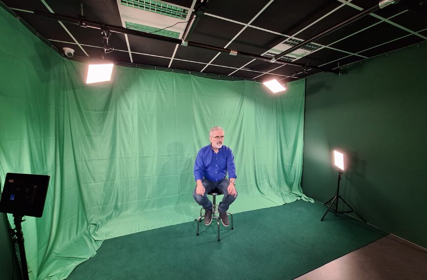 Comment transformer votre bureau en studio vidéo professionnel : Astuces d’éclairage essentielles